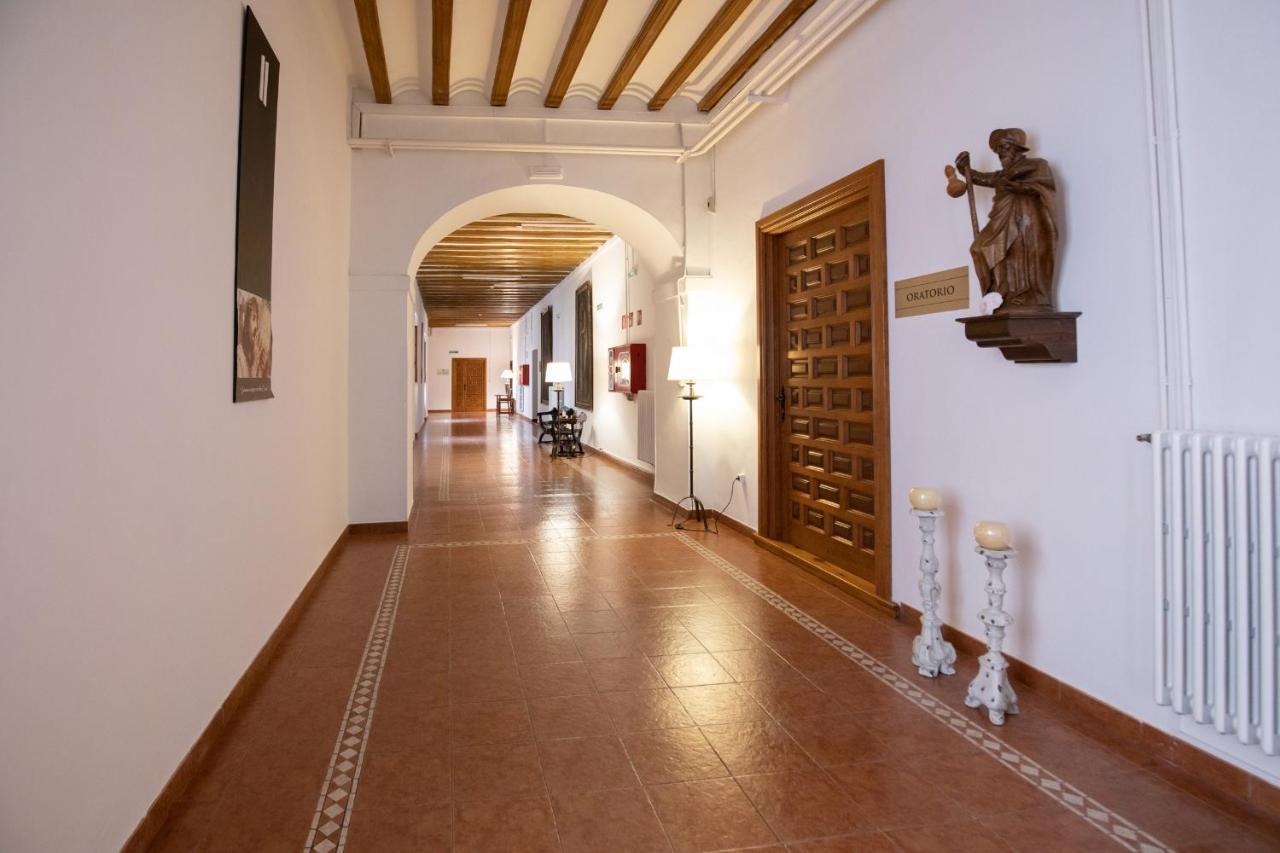 Hospederia Seminario Conciliar De San Julian Hotel Cuenca  Ngoại thất bức ảnh
